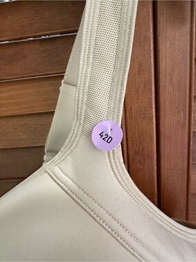 Vanity Fair Cream Stretch Comfort Bra with Wide Mesh Strap